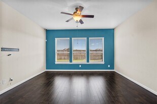 9430 Jayci Hills Ln in Cypress, TX - Building Photo