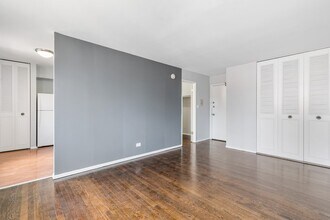 6029 N Winthrop Ave in Chicago, IL - Building Photo - Building Photo