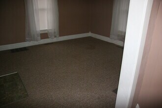105 Quincy St, Unit A in West Lafayette, IN - Building Photo - Building Photo