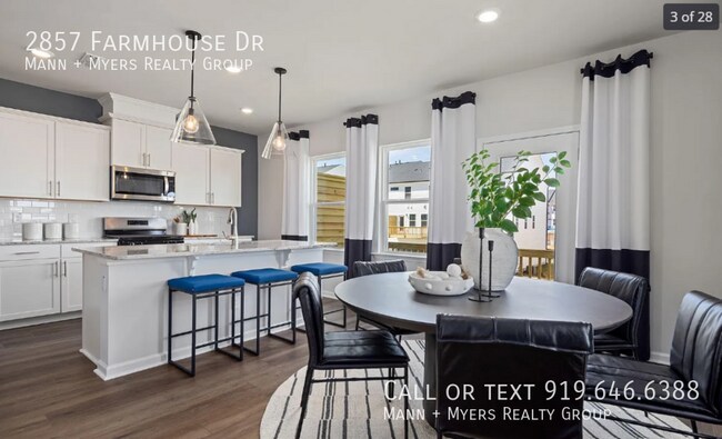 2857 Farmhouse Dr in Apex, NC - Building Photo - Building Photo