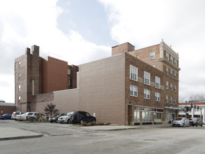 Strand Apartments in Chillicothe, MO - Building Photo - Building Photo