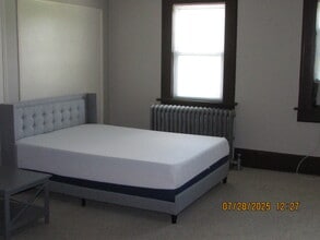 15 Hummingbird Way, Unit 1 in Jackson, NJ - Building Photo - Building Photo