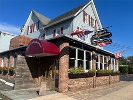 100 Lake Rd in Congers, NY - Building Photo