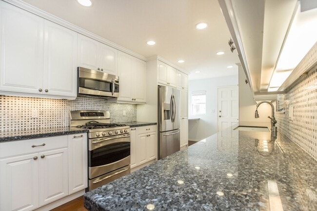 property at 909 19th St