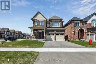 100 Day St in Wellington North, ON - Building Photo