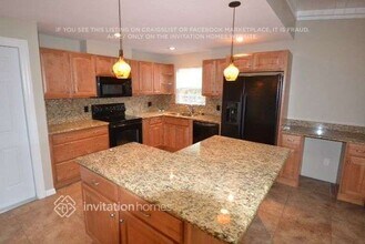 925 SE 27th St in Cape Coral, FL - Building Photo - Building Photo