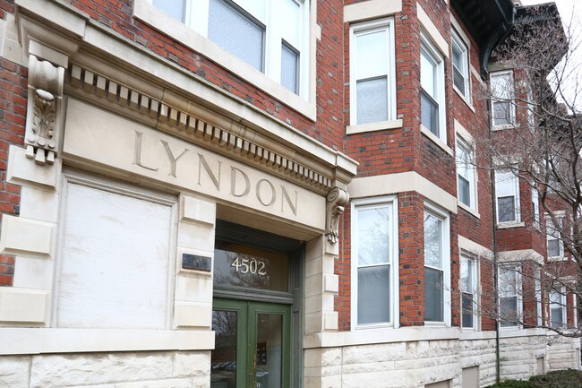 Lyndon in St. Louis, MO - Building Photo - Building Photo