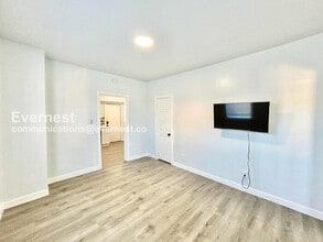 2308 Britton Ave in Dallas, TX - Building Photo - Building Photo