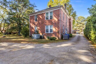 308 Causey Ave in Suffolk, VA - Foto de edificio - Building Photo
