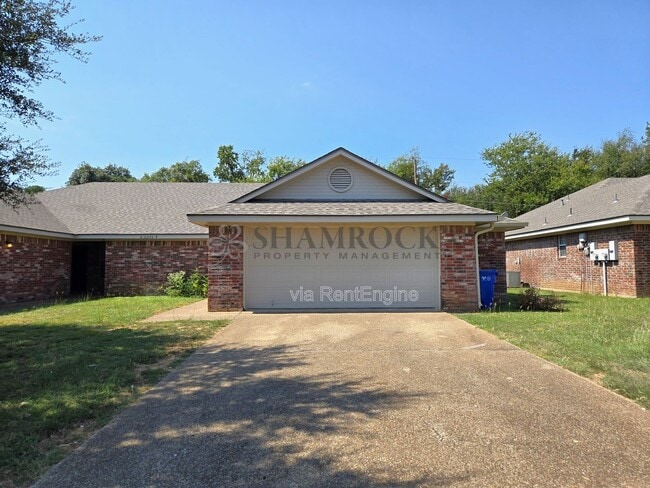 property at 10224 Hyacinth Ln