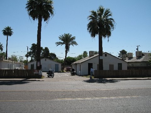 Casa Del Pueblo in Phoenix, AZ - Building Photo