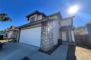 14629 Mountain High Dr in Fontana, CA - Building Photo