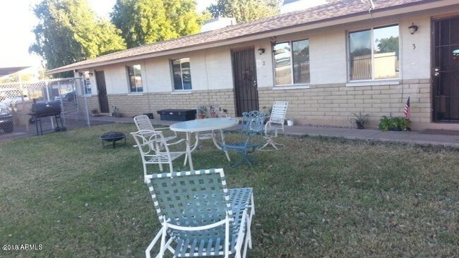 8322 N 60th Ave-Unit -4 in Glendale, AZ - Building Photo - Building Photo