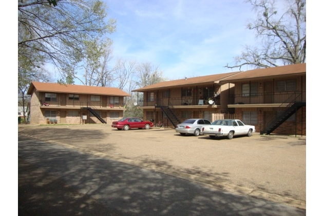 The Hillside in Atlanta, TX - Foto de edificio