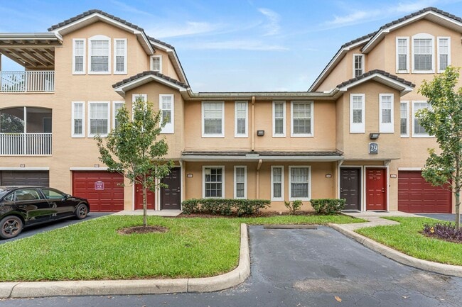 10075 Gate Pkwy in Jacksonville, FL - Building Photo - Building Photo
