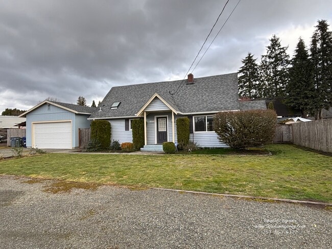 1405 4th Ave NW in Puyallup, WA - Foto de edificio - Building Photo