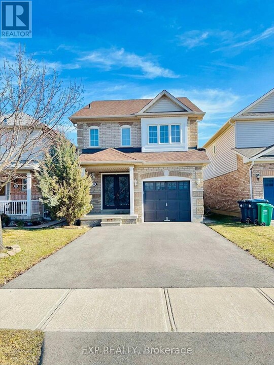 36 Earl Grey Crescent in Brampton, ON - Building Photo
