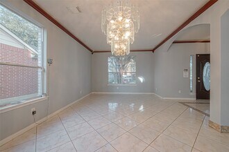 9407 Demsey Mill Dr in Sugar Land, TX - Building Photo - Building Photo