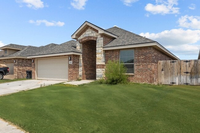 1645 Palo Duro Dr in Odessa, TX - Building Photo - Building Photo