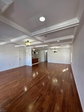 526 Linden Ave-Unit -1 in Elizabeth, NJ - Foto de edificio - Building Photo