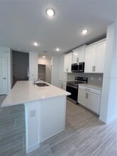 471 Thompson Vlg Ave in Apopka, FL - Building Photo - Building Photo