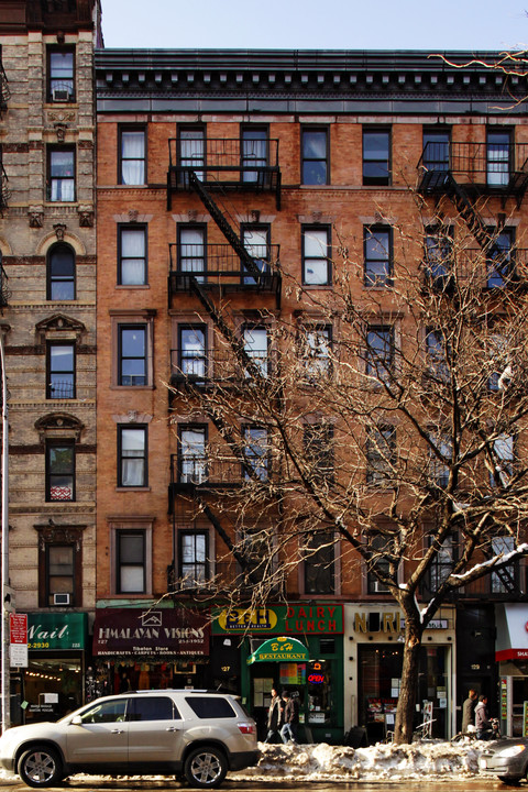 127 Second Ave in New York, NY - Foto de edificio