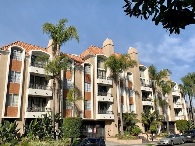 Castle Heights Apartments