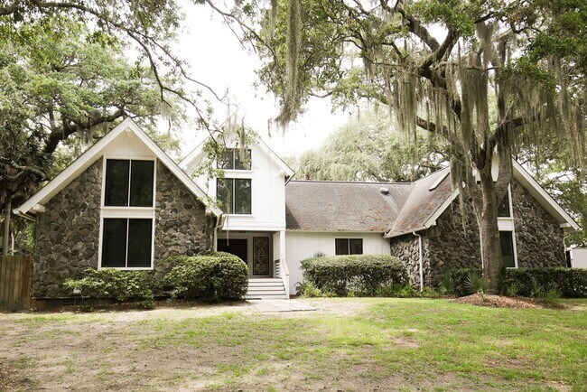 property at 1 Forest Trail Ct