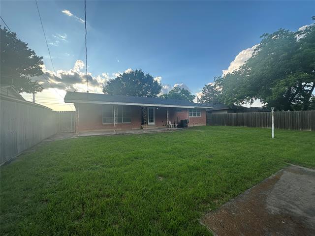 304 N Central Expy in Allen, TX - Building Photo - Building Photo