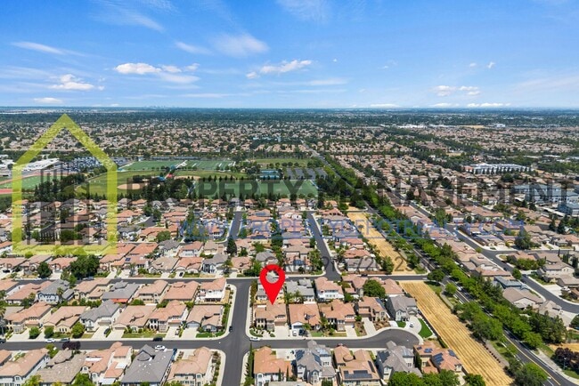 6901 Riqueza Ct in Elk Grove, CA - Building Photo - Building Photo