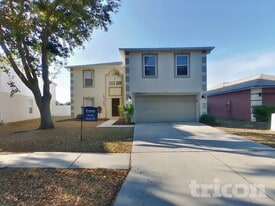 10323 Frog Pond Dr in Riverview, FL - Building Photo
