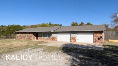 257 N Peebly Rd in Choctaw, OK - Building Photo - Building Photo