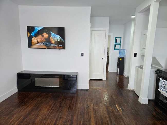 property at 11765 Glenfield Ave