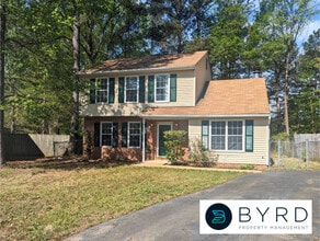 3404 Hollow Ridge Ct in Chesterfield, VA - Building Photo - Building Photo