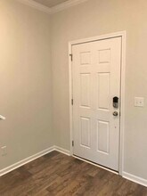 202 Swamp Creek Ln in Moncks Corner, SC - Foto de edificio - Building Photo