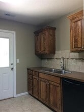 711 E Culton St in Warrensburg, MO - Building Photo - Building Photo
