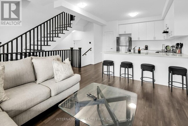 property at 148 Turnberry Ln