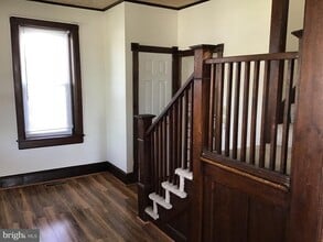 1822 E Main St in Waynesboro, PA - Building Photo - Building Photo