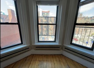 223 Newbury St in Boston, MA - Building Photo - Building Photo