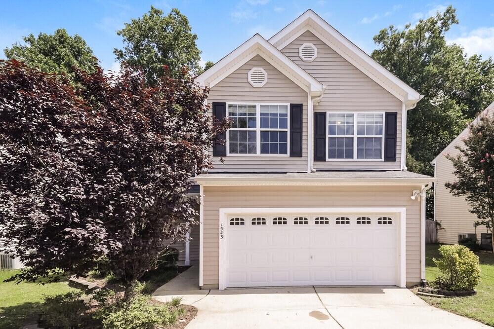 1543 Cairo Way in Fuquay Varina, NC - Building Photo