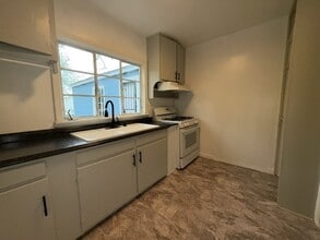 2951 Downing St in Jackson, MS - Building Photo - Building Photo