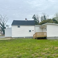 46 Lincoln St in Dover, DE - Building Photo