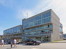 The Waterfall in Vancouver, BC - Building Photo