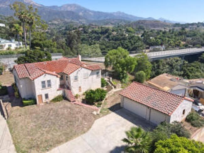 property at 3491 Foothill Rd