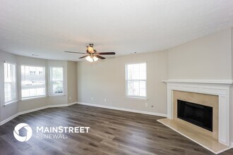 877 Terance Ave in Jonesboro, GA - Building Photo - Building Photo