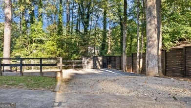 2676 Cottonwood Dr in Marietta, GA - Building Photo - Building Photo