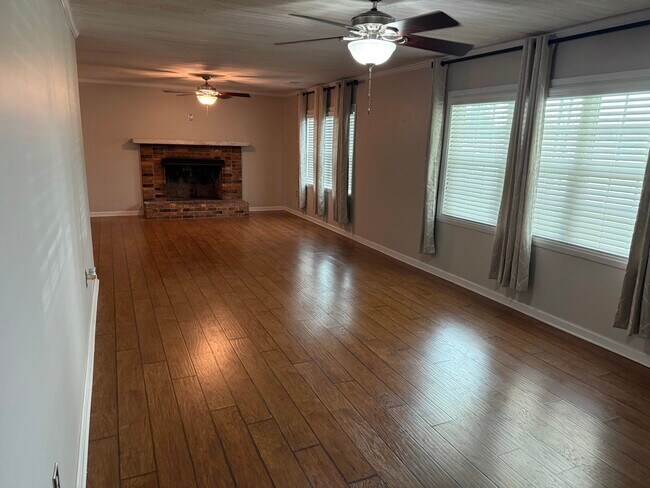 189 Nelson Ave in Lyons, GA - Building Photo - Building Photo