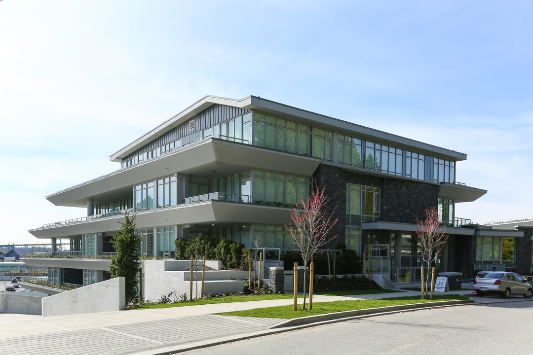 788 Arthur Erickson Pl in West Vancouver, BC - Building Photo