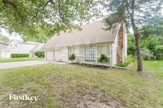 14128 S Summertree Ln, Unit 1120 in Olathe, KS - Building Photo - Building Photo