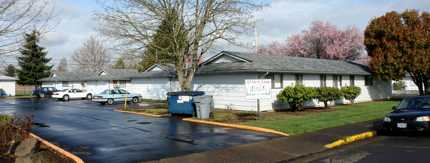 Waverly Terrace Apartments in Albany, OR - Building Photo